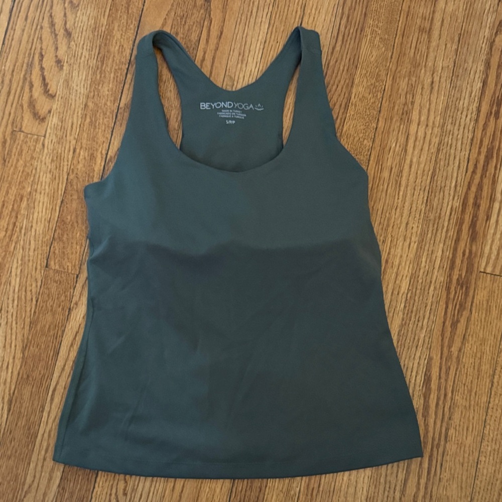 Beyond Yoga Army Green Tank Workout Top for Women With Built-In Bra, Halter Back